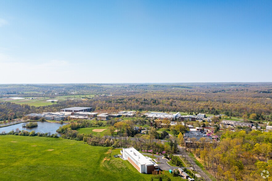 More Photos Of 311 Pennington Rocky Hill Rd, Pennington Unknown For Lease