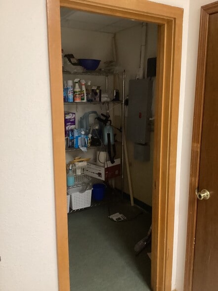 More Photos Of 402 W Main St, Stroud Storefront For Sale