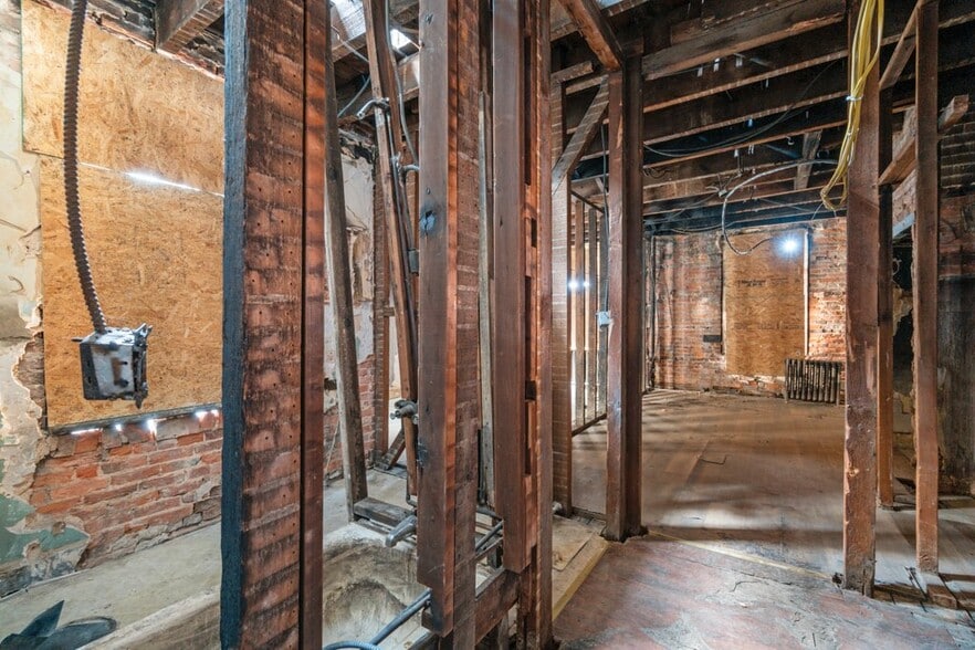 More Photos Of , Baltimore Multifamily For Sale