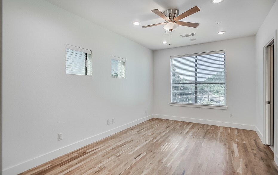 More Photos Of 4950 Cedar Springs Rd, Dallas Apartments For Sale