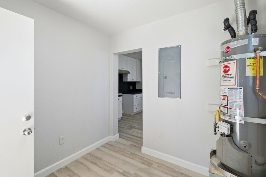 More Photos Of 2417 Springs Rd, Vallejo Daycare Center For Lease