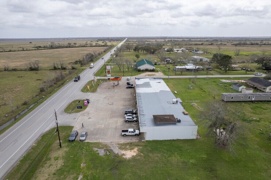 More Photos Of 4230 E FM 1462 Rd, Rosharon Storefront Retail Office For Lease