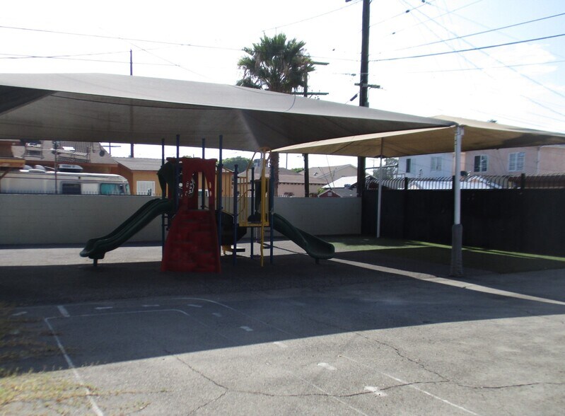More Photos Of 9900-9904 S Central Ave, Los Angeles Schools For Lease