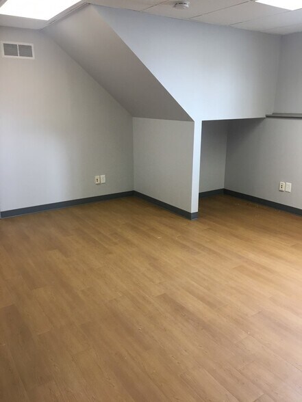 More Photos Of 1271 Harlem Rd, Buffalo Office For Lease