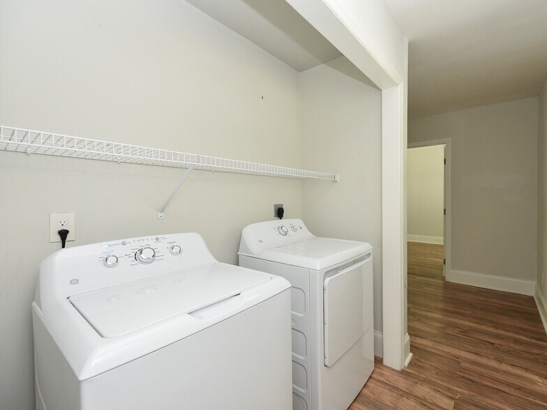 More Photos Of 225 Douglas St, Holly Springs Apartments For Sale