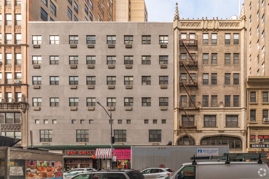 More Photos Of 64 Court St, Brooklyn Apartments For Lease