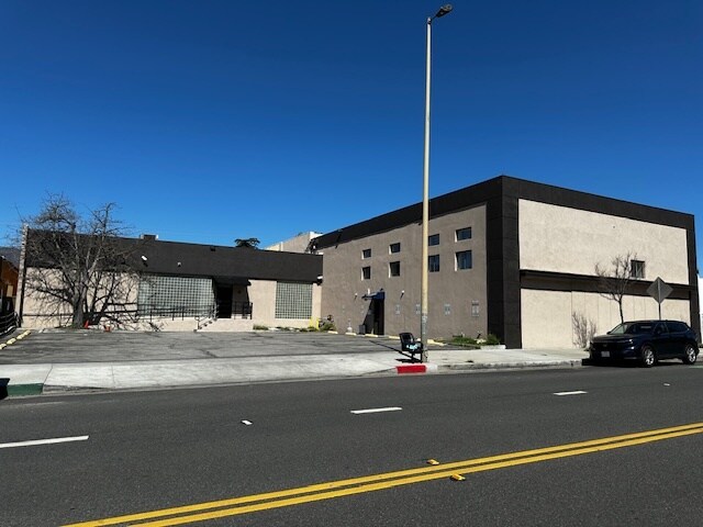 Primary Photo Of 671 W Broadway, Glendale Manufacturing For Lease