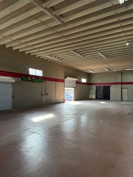 More Photos Of 1201 W Main St, Leesburg Service For Lease