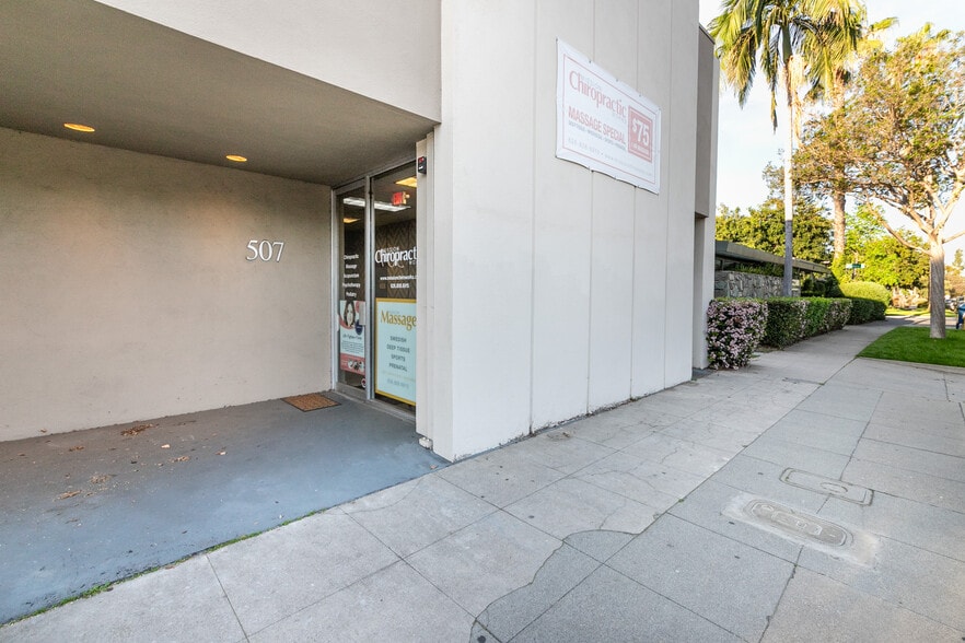 More Photos Of 507-511 Mission St, South Pasadena Light Manufacturing For Sale