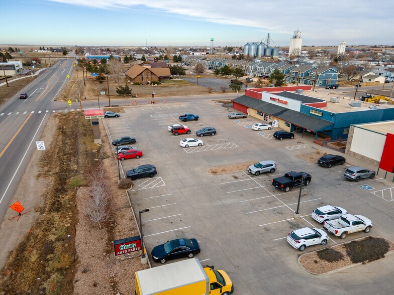 More Photos Of 100 Bennett Ave, Bennett Freestanding For Lease