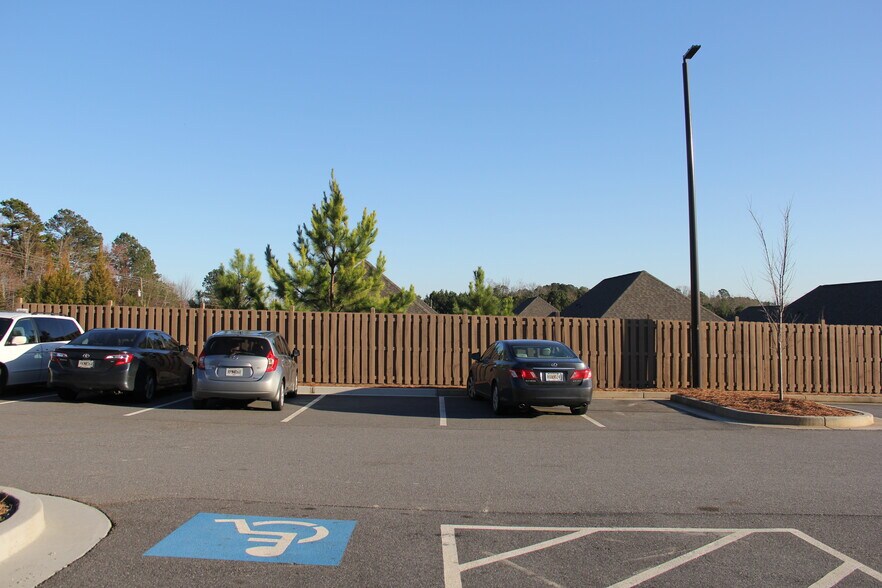 More Photos Of 4300 Westbrook Building B, Suwanee Medical For Lease