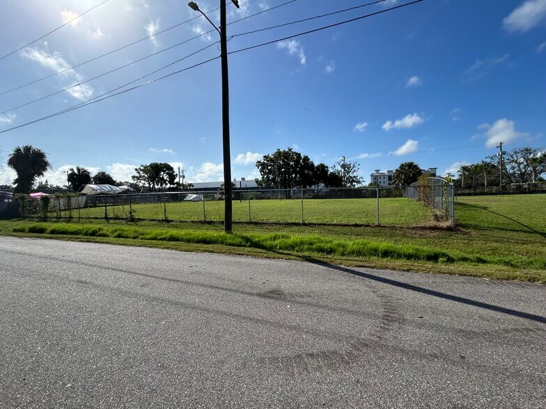 More Photos Of 4808 Price Avenue Ave, Tampa Land For Sale