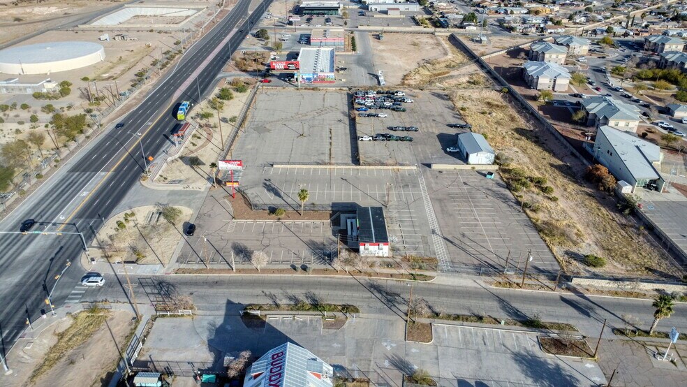 More Photos Of 10200 Montana Ave, El Paso Auto Dealership For Sale