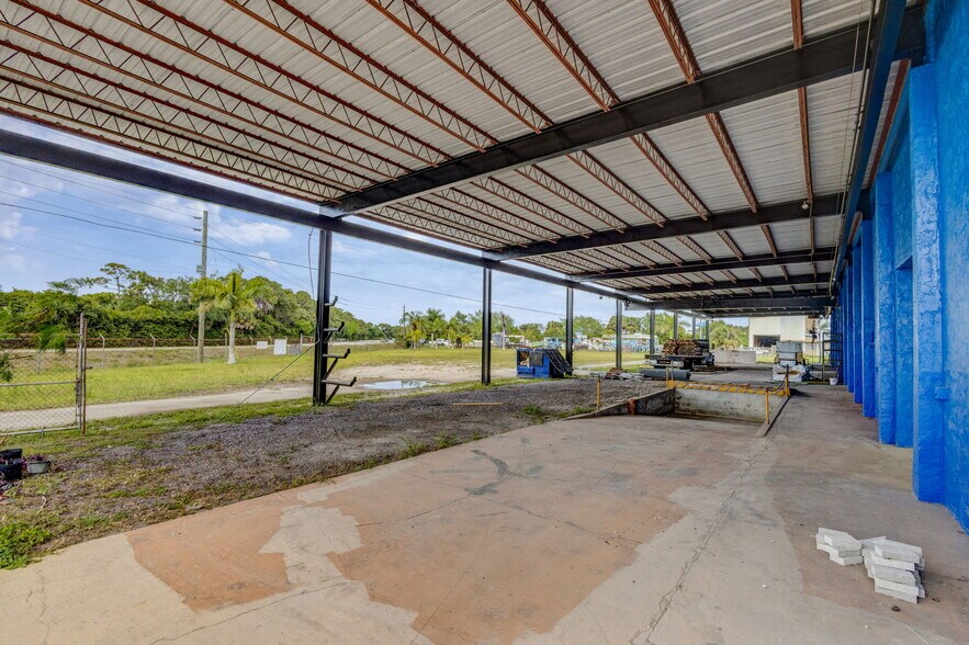 More Photos Of 7030 N Haverhill Rd, Riviera Beach Warehouse For Sale