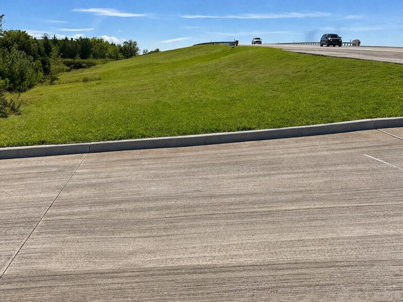 More Photos Of 5545 Pinegates Rd, Greenville Land For Sale