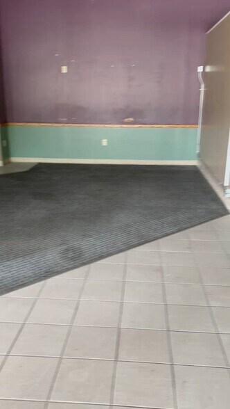 Primary Photo Of 3707 Darrow Rd, Stow Freestanding For Lease