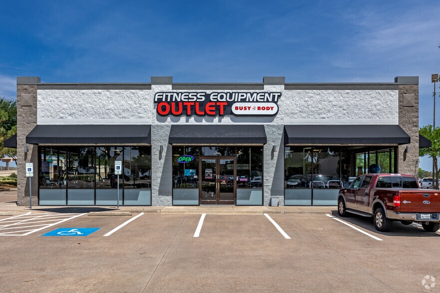 More Photos Of 1217-1270 State Highway 114, Grapevine Unknown For Lease