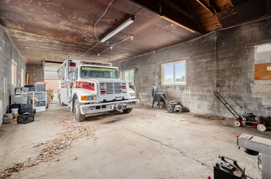 More Photos Of 45 E Columbus St, Lithopolis Restaurant For Sale