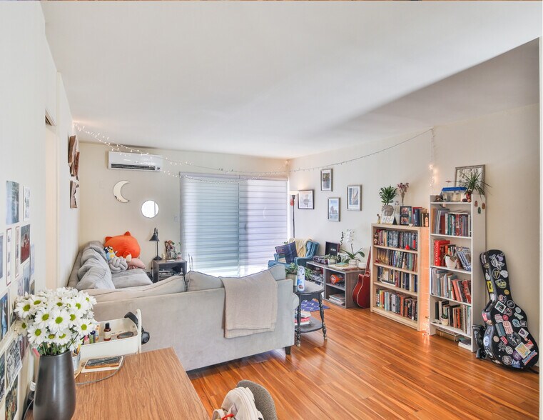 More Photos Of 265 N Oakland Ave, Pasadena Apartments For Sale