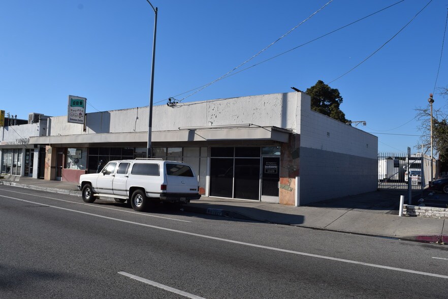 More Photos Of 1627 W Carson St, Torrance Storefront Retail Office For Sale