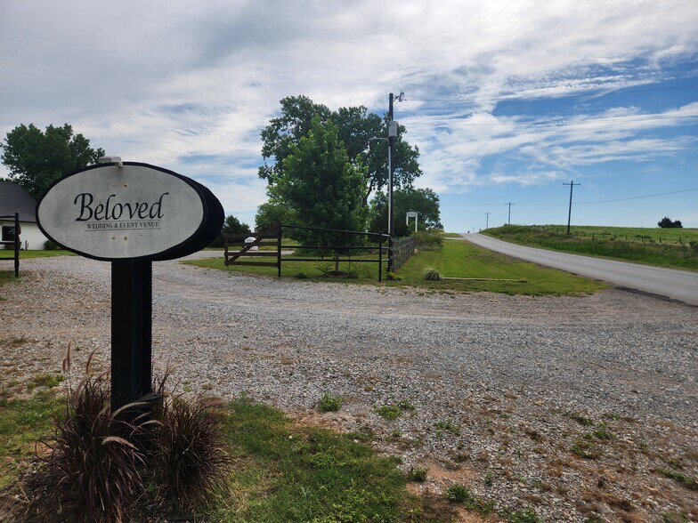 More Photos Of 17432 NE North Dr, Fletcher Religious Facility For Sale