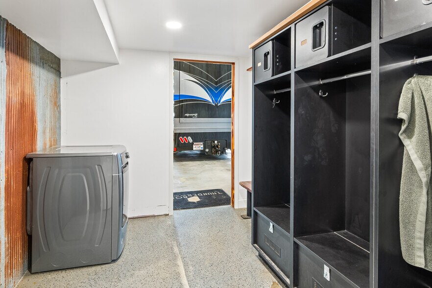 More Photos Of W1726 North Street, Green Lake Flex For Sale