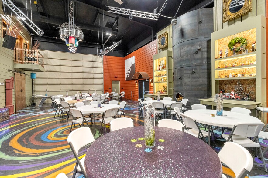 More Photos Of 11243 TX-149, Longview Lodge Meeting Hall For Sale