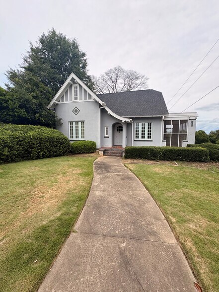 Primary Photo Of 2055 Vineville Ave, Macon-Bibb Office For Sale