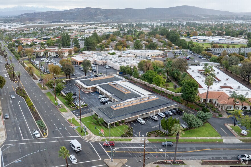 More Photos Of 720 Magnolia Ave, Corona Office For Sale