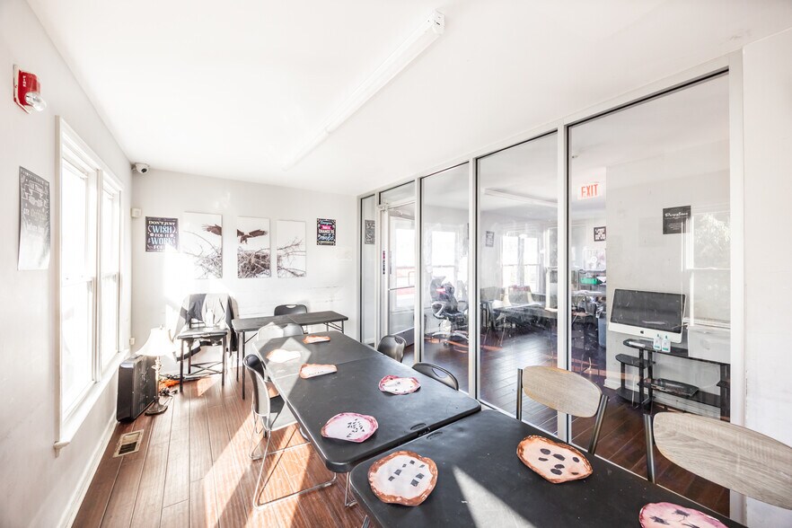 More Photos Of 5717 Midlothian Tpke, Richmond Office For Sale