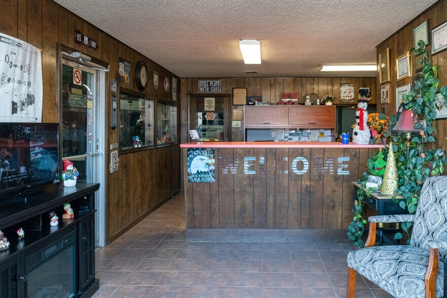 More Photos Of 13110 E 11th St, Tulsa Auto Repair For Sale