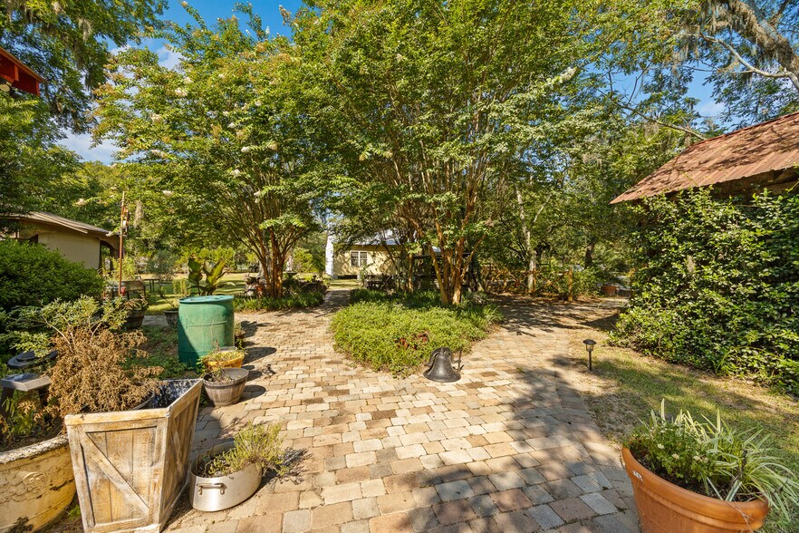 More Photos Of 438 Kessler Loop, Guyton Hospitality For Sale