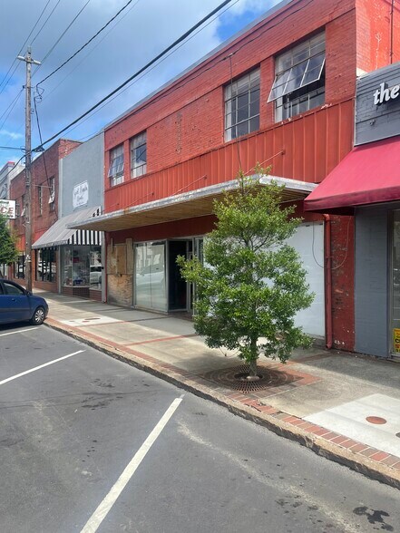 More Photos Of 135 Hillsboro St, Oxford Storefront Retail Office For Sale
