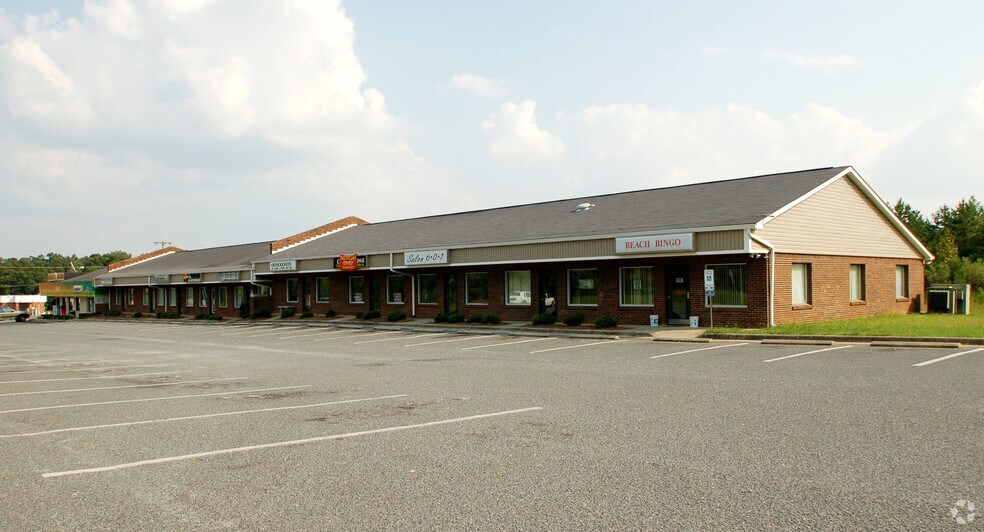 More Photos Of 103 Wilkes Dr, Monroe General Retail For Lease