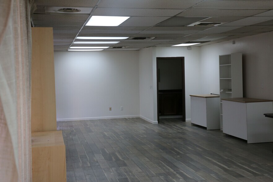 More Photos Of 5637 N Pershing Ave, Stockton Medical For Lease