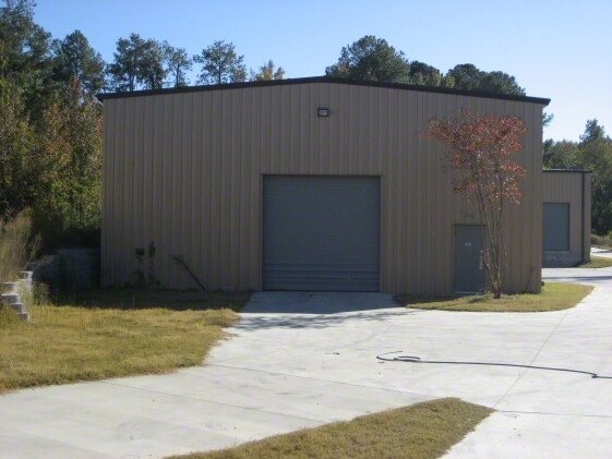 More Photos Of 2227 N Leg Rd, Augusta Warehouse For Lease