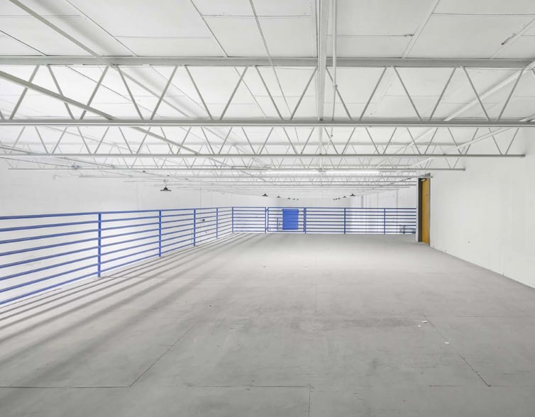 More Photos Of 2855 NW 75th Ave, Miami Warehouse For Sale