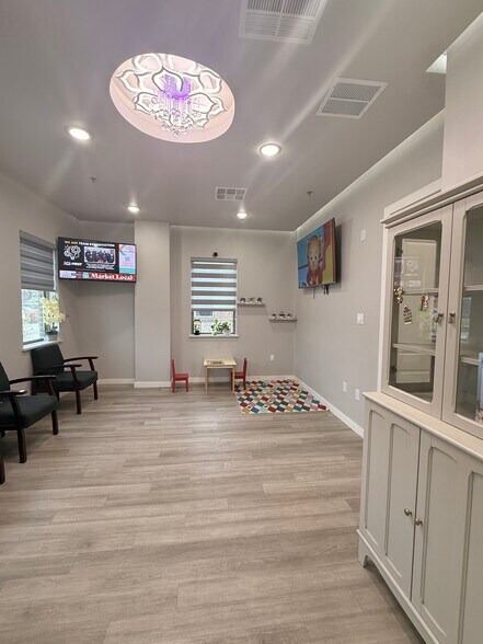 More Photos Of 11655 Independence Pky, Frisco Unknown For Lease