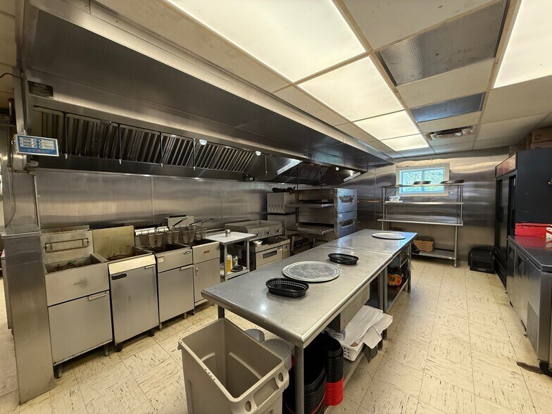More Photos Of 129 Sabattus Rd, Sabattus Restaurant For Sale