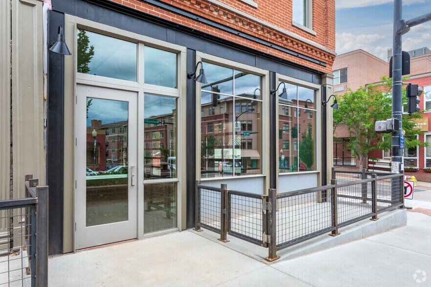 More Photos Of 1100 Washington Ave, Golden Restaurant For Lease