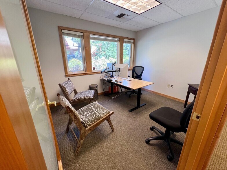 More Photos Of 547 SW 13th St, Bend Office For Lease