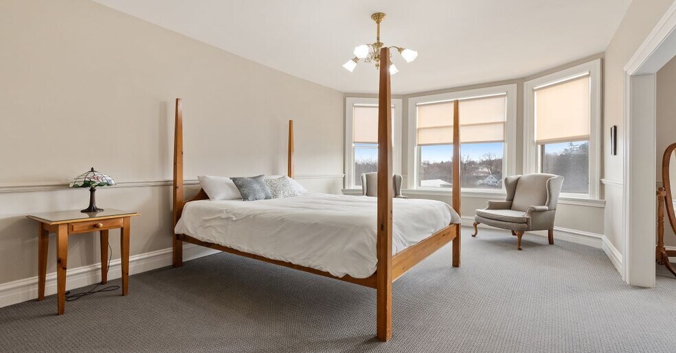 More Photos Of 45 N Main St, Mayville Hotel For Sale