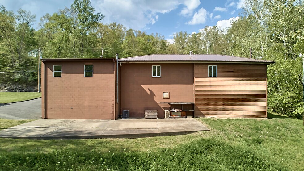 More Photos Of 6328 Elk River Rd, Clendenin Auto Repair For Sale