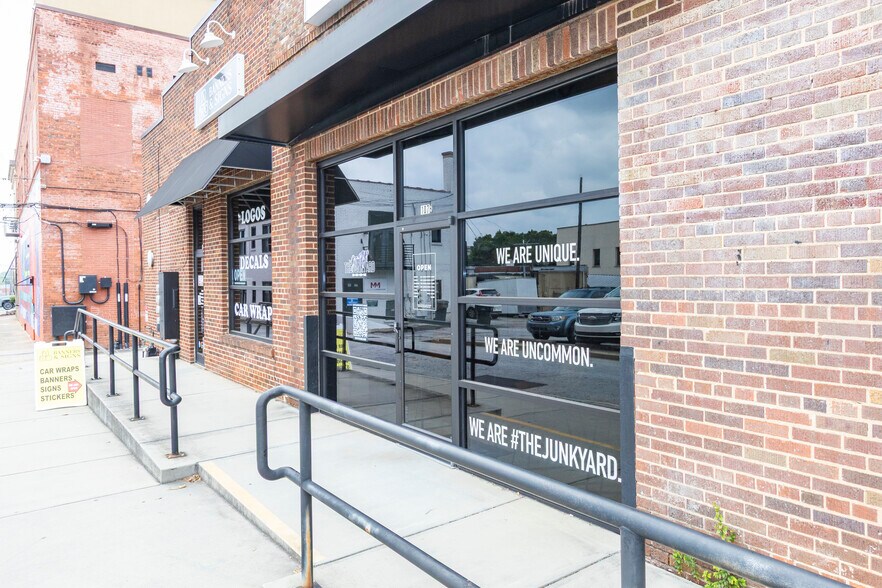 More Photos Of 107 E Orr St, Anderson Specialty For Sale