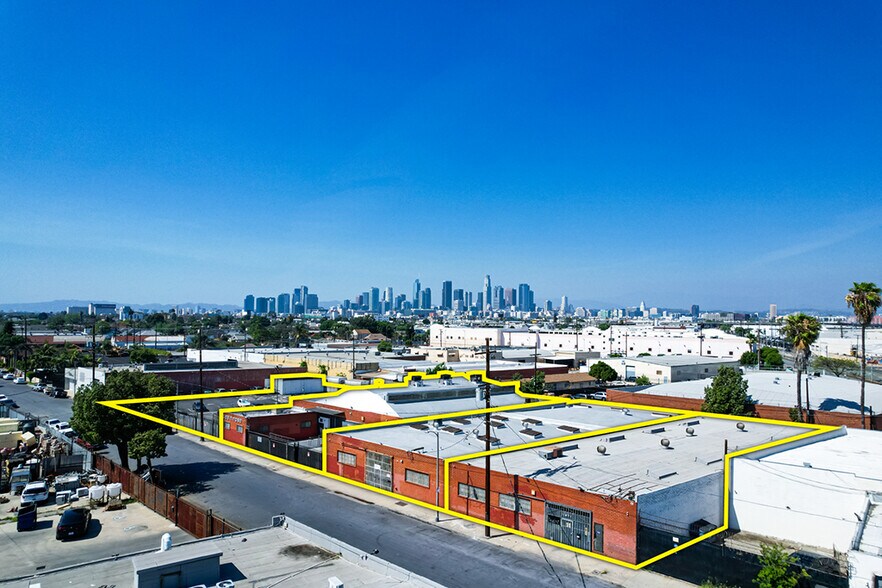 More Photos Of 1671 E 23rd St, Los Angeles Warehouse For Sale