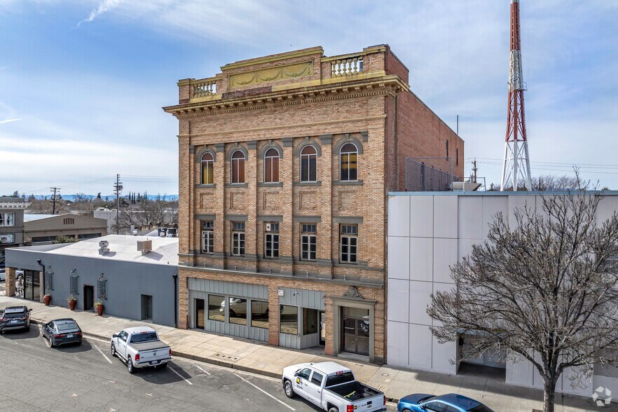 More Photos Of 115 N Butte St, Willows Loft Creative Space For Lease