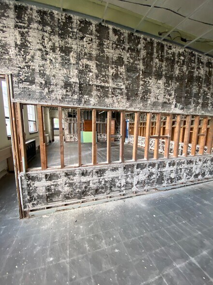 More Photos Of 35 Columbus St, Fitchburg Schools For Sale
