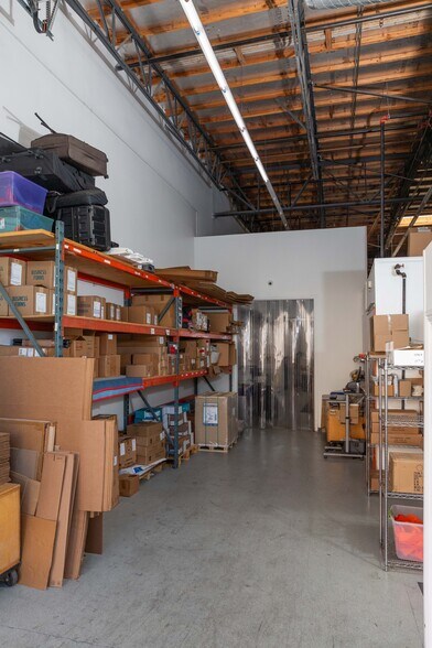 More Photos Of 15840 W Monte St, Sylmar Warehouse For Sale