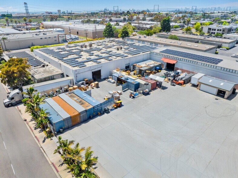 More Photos Of 225 W 30th, National City Manufacturing For Sale