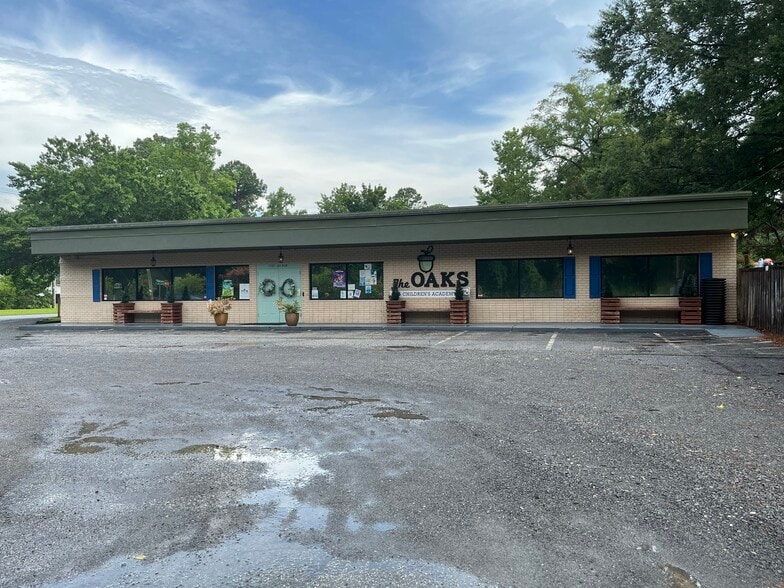 Primary Photo Of 2707 Idamor Dr, Charleston Daycare Center For Sale